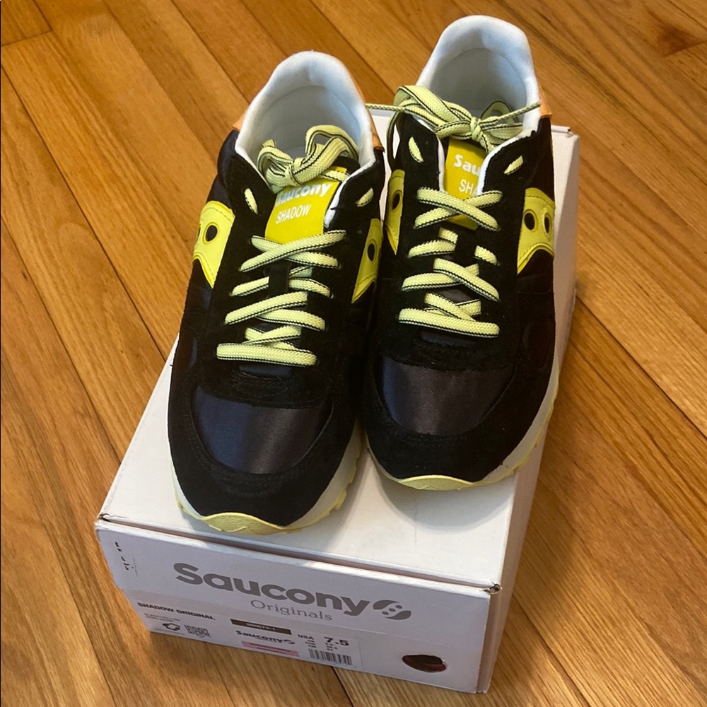 Saucony Originals Black and Yellow Sneakers